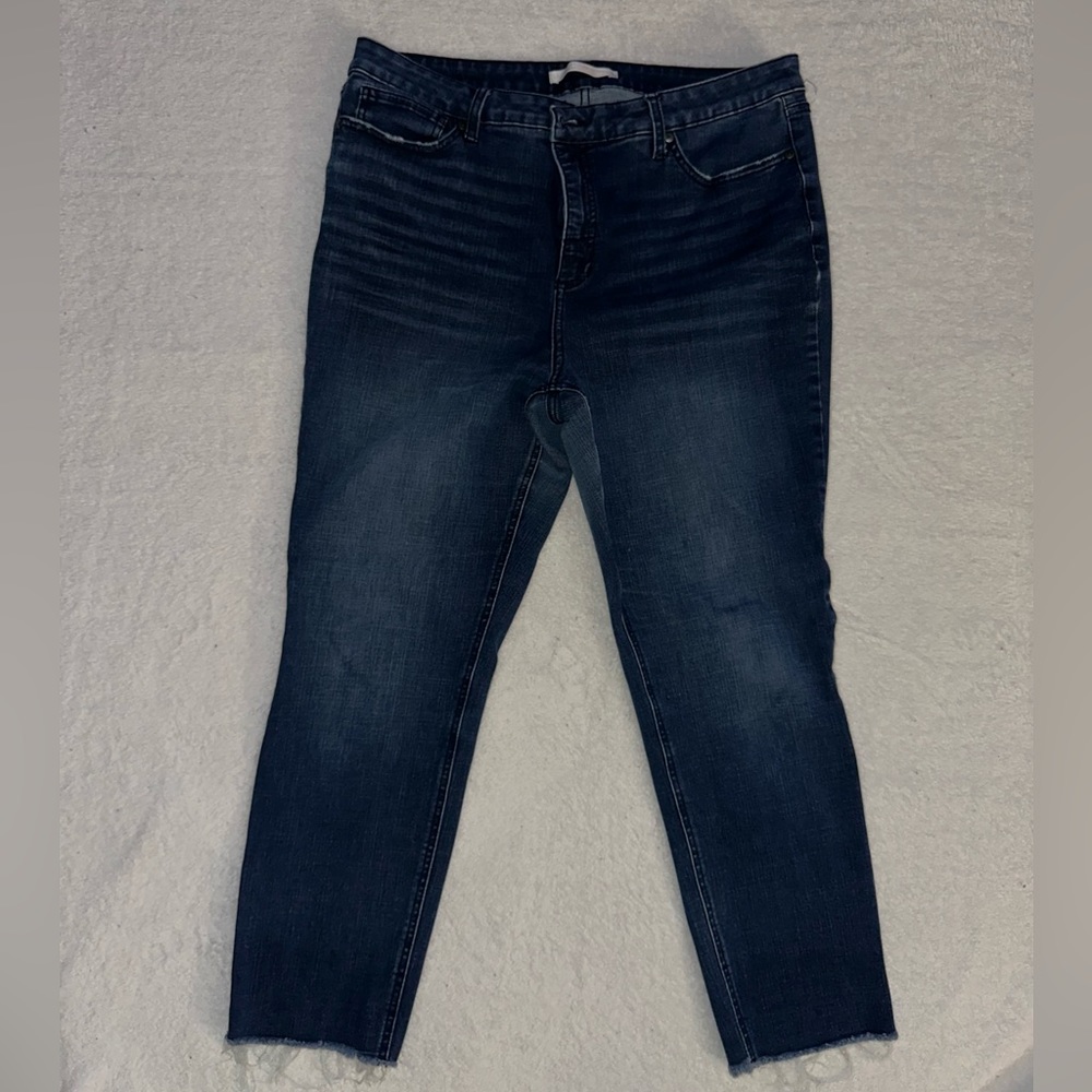 Lauren Conrad (size 16)